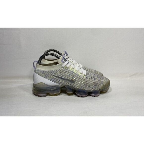 Nike Air Vapormax Flyknit 3 Shoes AJ6910-102 Barely Volt Women’s Size 6.5 - Picture 1 of 9
